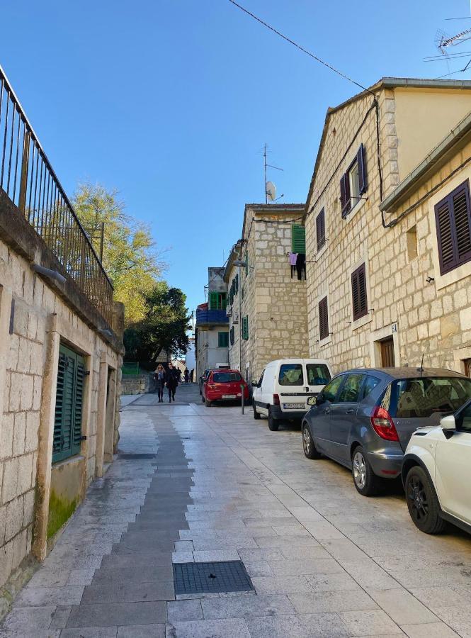 Studio Apt Orchard On Rokova St - 5 Min Walk To The Old Town Of Σπλιτ Εξωτερικό φωτογραφία